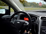 «Ford» тестирует технологию предупреждения о ДТП