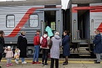 На Сахалине началось движение пассажирских поездов по широкой колее